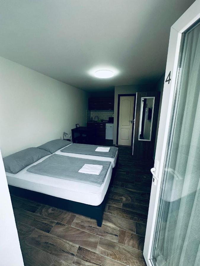 Freedom Apartman Apartment Morahalom Bagian luar foto